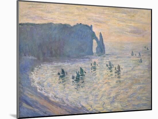 Cliffs at Ètretat, 1885-1886-Claude Monet-Mounted Giclee Print