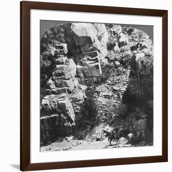 Climbing the Steep Zig-Zag Trail at the Eastern End of Yosemite Valley, California, USA, 1902-Underwood & Underwood-Framed Giclee Print