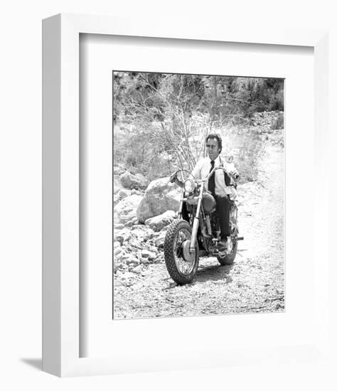 Clint Eastwood - The Gauntlet-null-Framed Photo