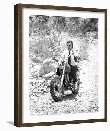 Clint Eastwood - The Gauntlet-null-Framed Photo