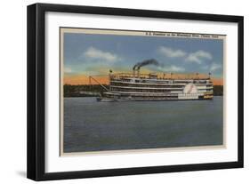 Clinton, IA - View of S.S.President on Miss. River-Lantern Press-Framed Art Print