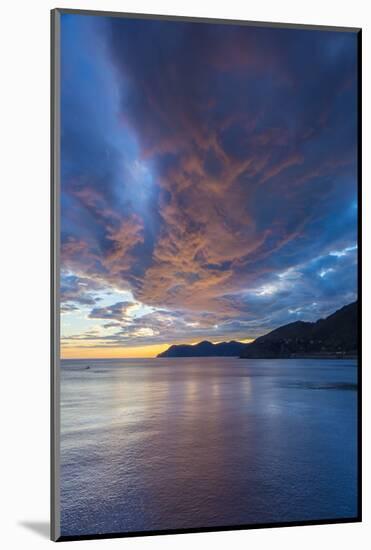 Coast Near Manarola, Cinque Terre, Liguria, Italy, Europe-Gavin Hellier-Mounted Photographic Print