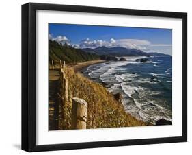 Coastline North of Cannon Beach, Ecola State Park, Oregon, USA-Joe Restuccia III-Framed Photographic Print