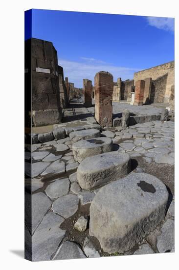 Cobbled Street Stepping Stones, Roman Ruins of Pompeii, UNESCO World Heritage Site, Campania, Italy-Eleanor Scriven-Stretched Canvas