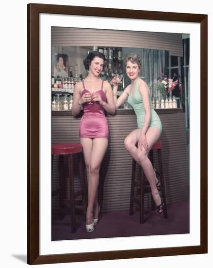 Cocktail Girls 1950s-Charles Woof-Framed Photographic Print