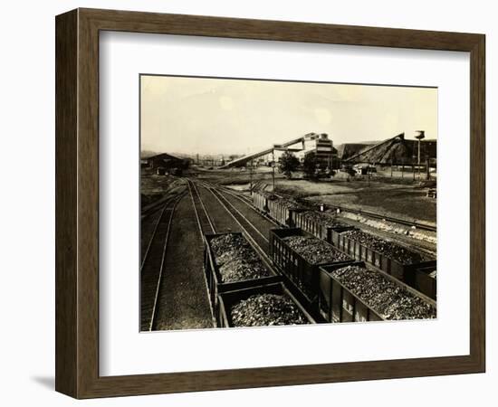 Colliery of Philadelphia and Reading Coal and Iron Company-null-Framed Photographic Print