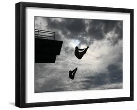 Colombia's Juan Guillermo Uran and Victor Ortega Dive to Win Gold in Men's Springboard Diving Event-null-Framed Photographic Print