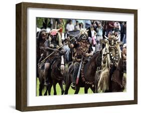 Colombian Performers-Fernando Vergara-Framed Photographic Print