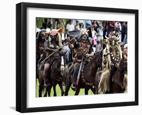 Colombian Performers-Fernando Vergara-Framed Photographic Print