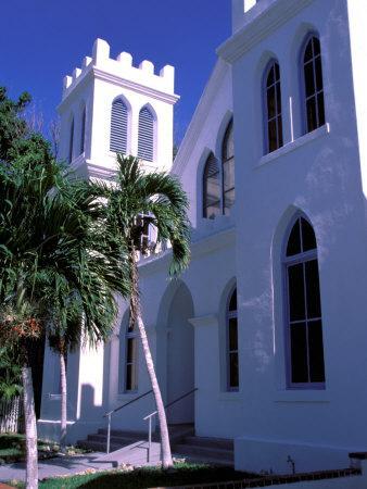 https://imgc.allpostersimages.com/img/posters/colonial-architecture-key-west-florida-usa_u-L-P85G6Q0.jpg?artPerspective=n