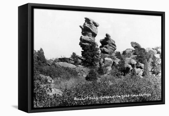 Colorado Springs, Colorado - Punch and Judy Rock Formations, Garden of the Gods-Lantern Press-Framed Stretched Canvas