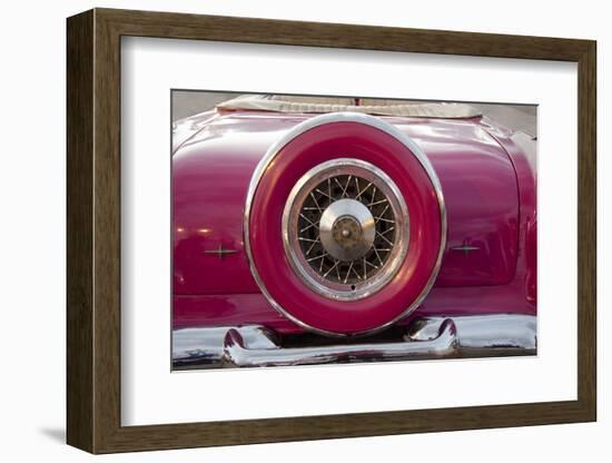 Colors of Cuba II-Laura Denardo-Framed Photographic Print