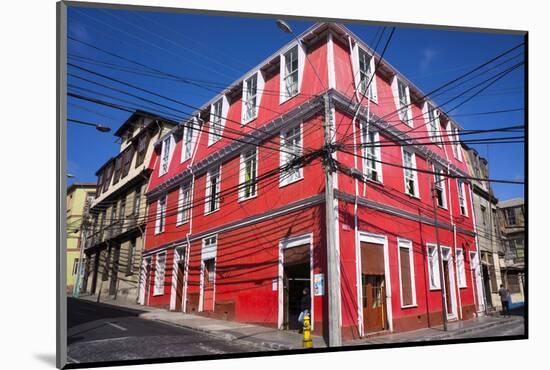 Colourful House, Valparaiso, Chile-Peter Groenendijk-Mounted Photographic Print