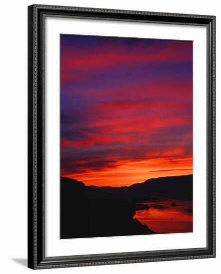 Columbia River Gorge IV-Ike Leahy-Framed Photographic Print