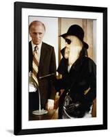 Complot by famille FAMILY PLOT by Alfred Hitchcock with Karen Black, 1976 (photo)-null-Framed Photo