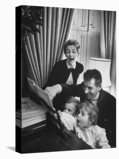 Composer/Conductor Leonard Bernstein with Wife, Felicia Montealegre, Children, Alexander and Jamie-Alfred Eisenstaedt-Stretched Canvas