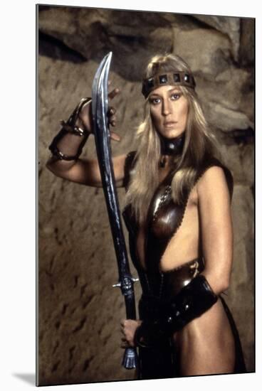 Conan le barbare Conan the Barbarian by John Milius with Sandahl Bergman, 1982 (photo)-null-Mounted Photo