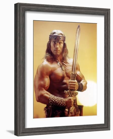 Conan the Destroyer, Arnold Schwarzenegger, by Richard Fleischer with, 1984-null-Framed Photo