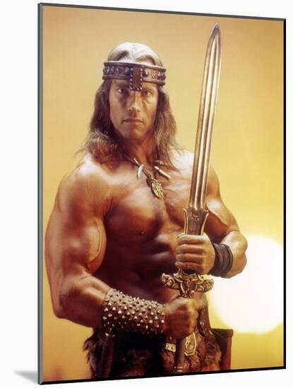 Conan the Destroyer, Arnold Schwarzenegger, by Richard Fleischer with, 1984-null-Mounted Photo