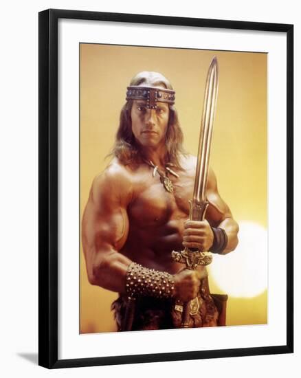 Conan the Destroyer, Arnold Schwarzenegger, by Richard Fleischer with, 1984-null-Framed Photo