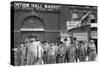 Confederate Veterans Reunion; Old Men in Un Uniforms Front of Nashville Convention Hall Market-null-Stretched Canvas