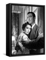 CONSPIRATOR, 1949 directed by VICTOR SAVILLE Elizabeth Taylor and Robert Taylor (b/w photo)-null-Framed Stretched Canvas