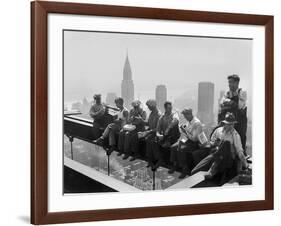 Construction Workers Take a Lunch Break on a Steel Beam Atop the RCA Building at Rockefeller Center-null-Framed Photographic Print