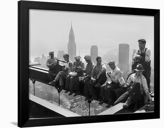 Construction Workers Take a Lunch Break on a Steel Beam Atop the RCA Building at Rockefeller Center-null-Framed Photographic Print