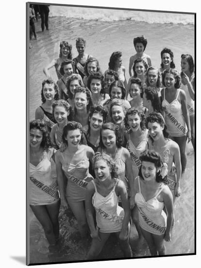 Contestants at the Atlantic City Beauty Contest-Peter Stackpole-Mounted Photographic Print