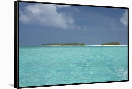 Cook Islands, Aitutaki, Honeymoon Island. Motu Surrounded by Lagoon-Cindy Miller Hopkins-Framed Stretched Canvas