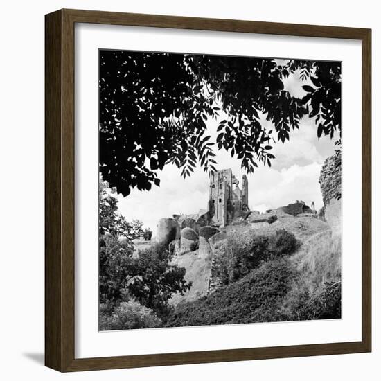 Corfe Castle, 1952-Daily Mirror-Framed Photographic Print