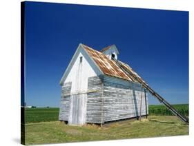 Corn Barn, a Wooden Building on a Farm at Hudson, the Midwest, Illinois, USA-Ken Gillham-Stretched Canvas