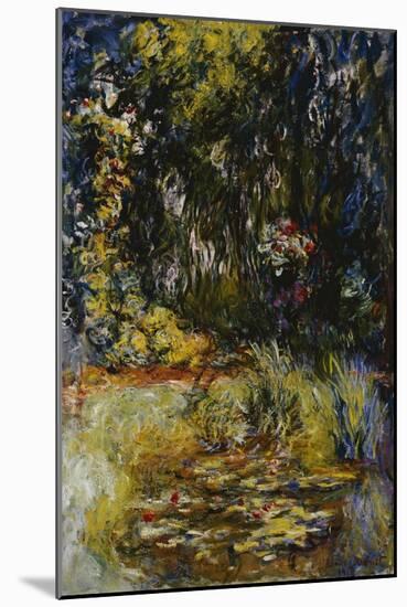 Corner of a Pond with Waterlilies, 1918-Claude Monet-Mounted Giclee Print