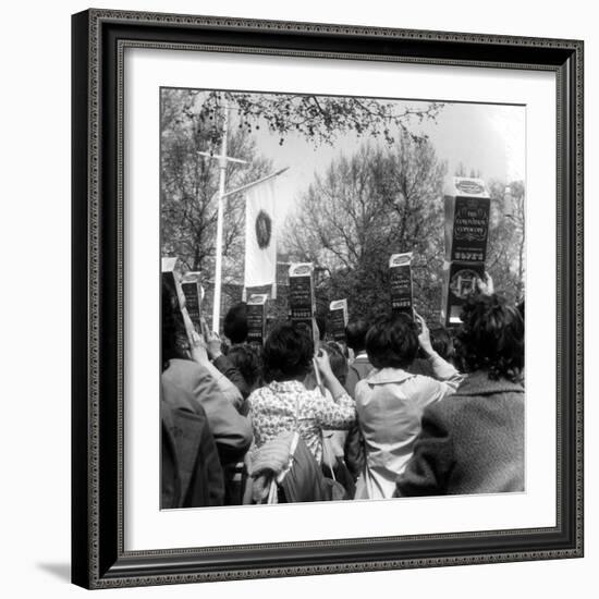 Coronation Copescope at Wedding of Princess Margaret-null-Framed Photographic Print