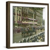 Coronation of King Edward VII of England (1841-1910), Royal Coach, London (England), 1901-Leon, Levy et Fils-Framed Photographic Print