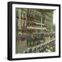 Coronation of King Edward VII of England (1841-1910), Royal Coach, London (England), 1901-Leon, Levy et Fils-Framed Photographic Print