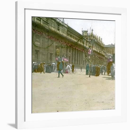 Coronation of King Edward VII of England (1841-1910), the Bank, London (England), 1901-Leon, Levy et Fils-Framed Photographic Print