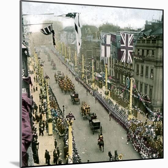 Coronation of King Edward VII of England (1841-1910)-Leon, Levy et Fils-Mounted Photographic Print