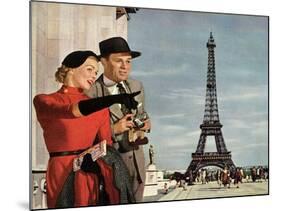 Couple and Eiffel Tower-null-Mounted Giclee Print