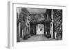 Courtyard of the Saracen's Head Inn, Southwell, Nottinghamshire, 1924-1926-null-Framed Giclee Print
