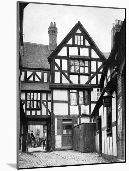 Courtyard of the Unicorn Inn, Shrewsbury, Shropshire, England, 1924-1926-Herbert Felton-Mounted Giclee Print