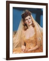 COVER GIRL, 1944 directed by CHARLES VIDOR Rita Hayworth (photo)-null-Framed Photo