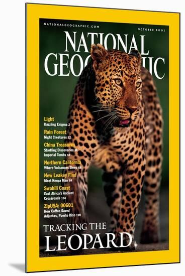 Cover of the October, 2001 National Geographic Magazine-Kim Wolhuter-Mounted Photographic Print