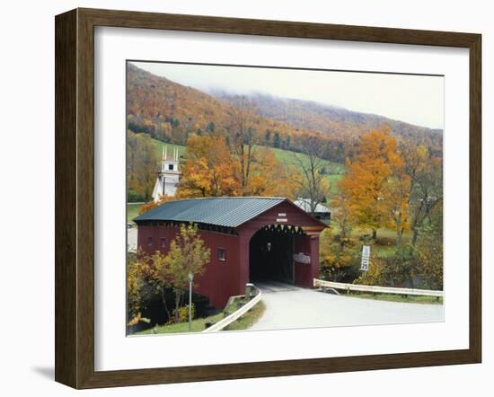 Covered Bridge in Autumn Landscape, Battenkill, Arlington Bridge, West Arlington, Vermont, USA-Scott T^ Smith-Framed Photographic Print