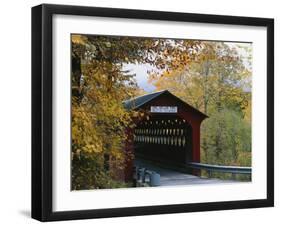Covered Bridge with Fall Foliage, Battenkill, Chisleville Bridge, Vermont, USA-Scott T^ Smith-Framed Photographic Print