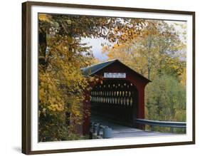 Covered Bridge with Fall Foliage, Battenkill, Chisleville Bridge, Vermont, USA-Scott T^ Smith-Framed Photographic Print