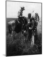Cowboy Trading with Indians Using Sign Language - Tucumcari, NM-Lantern Press-Mounted Art Print