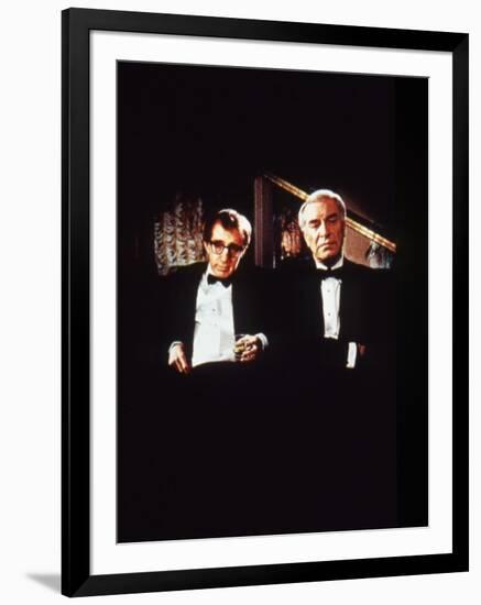 Crimes and delits CRIMES AND MISDEMEANORS, 1989 by WOODY ALLEN with Woody Allen and Martin Landau (-null-Framed Photo