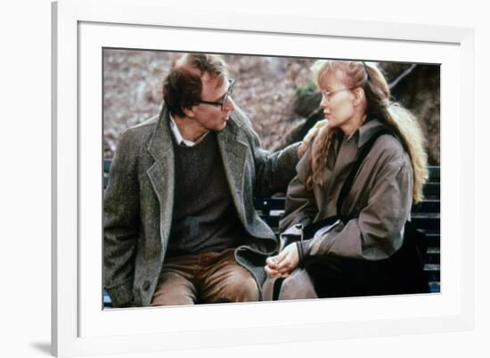 Crimes and delits CRIMES AND MISDEMEANORS, 1989 by WOODY ALLEN with Woody Allen and Mia Farrow (pho-null-Framed Photo