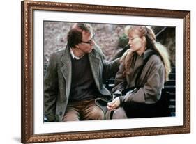 Crimes and delits CRIMES AND MISDEMEANORS, 1989 by WOODY ALLEN with Woody Allen and Mia Farrow (pho-null-Framed Photo